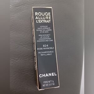NWT Chanel Lipstick 824 Rose Invincible